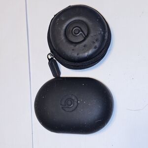 BEATS Black‎  Shell Earbud CaseS Lot Of 2!